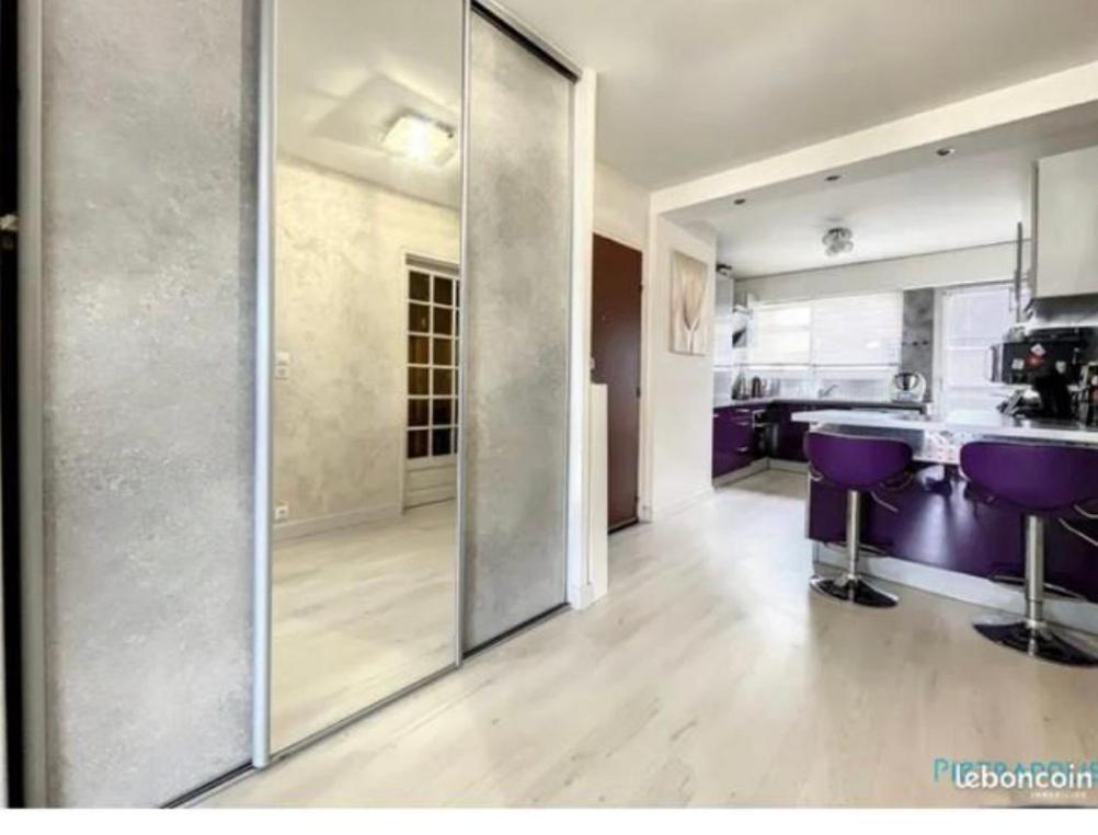 Bel Appartement Lumineux De 100M2 6 Places 3 Chambres Au 3E Etage Avec Ascenseur -A 5Mn A Pied Du Parc Des Expositions Congres De Dijon Et Eng Et 10Mn Du Centre Ville Place Parking Devant L'Immeuble المظهر الخارجي الصورة